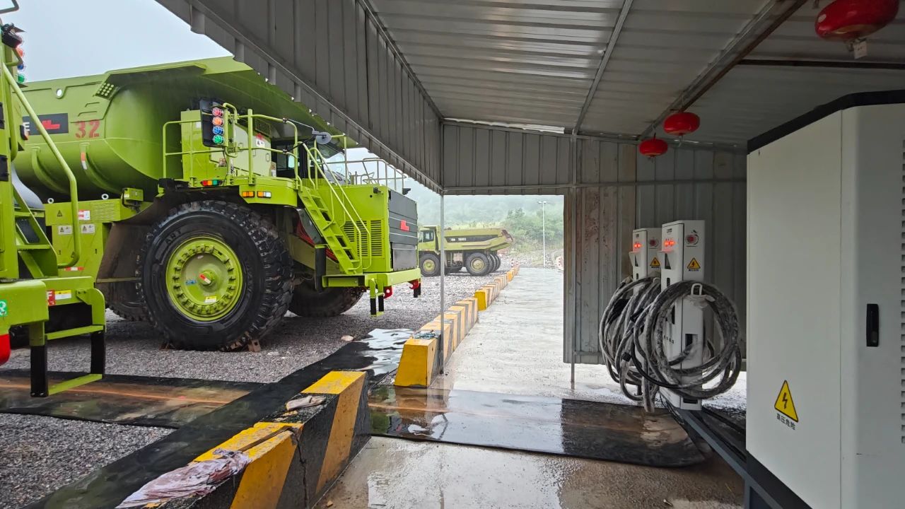 工程车辆新能源充电桩